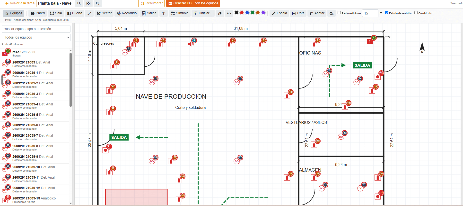 Editor de planos de Befire con la planta de una nave, los equipos de PCI situados y numerados, salidas y recorridos de evacuación